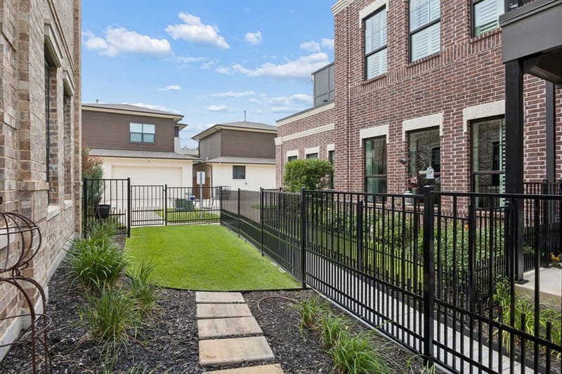 302 Nursery Lane # 104, Fort Worth TX 76114 - Photo 3