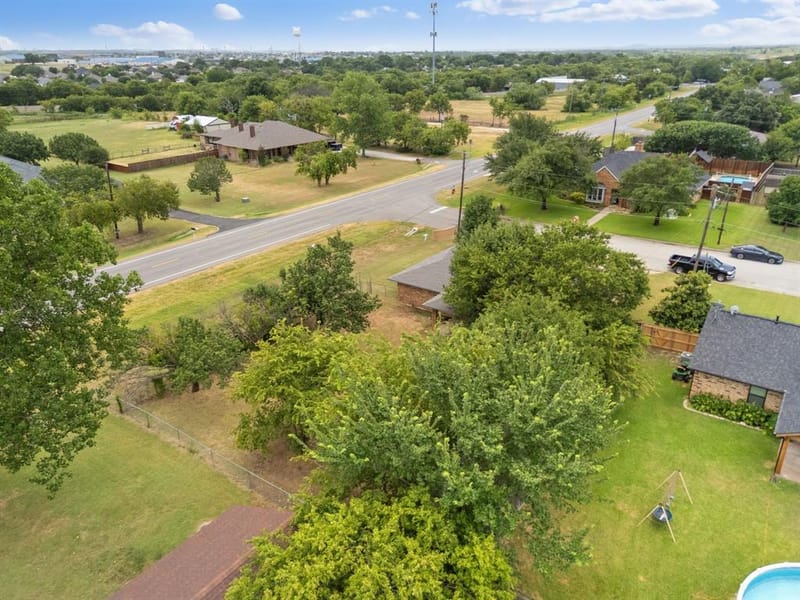 2 Finley Circle, Krum TX 76249 - Photo 37