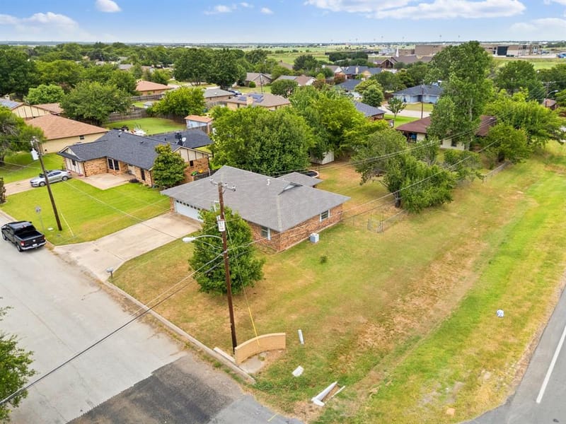 2 Finley Circle, Krum TX 76249 - Photo 35