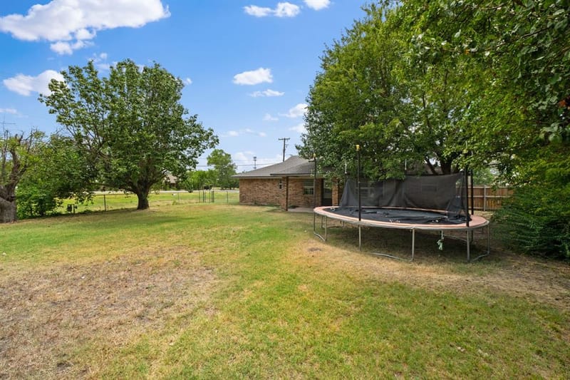 2 Finley Circle, Krum TX 76249 - Photo 31