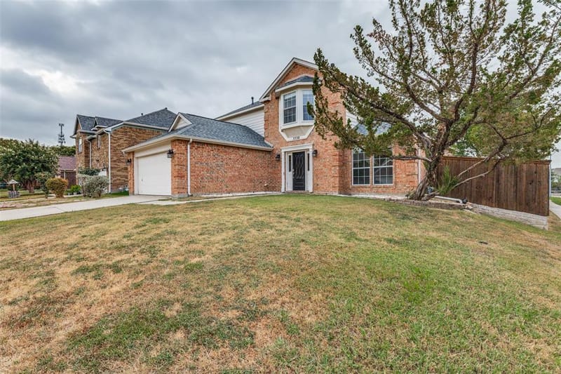 5550 Rocky Mountain Road, Fort Worth TX 76137 - Photo 2