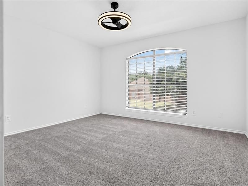1104 Breezewood Drive, Lewisville TX 75077 - Photo 9