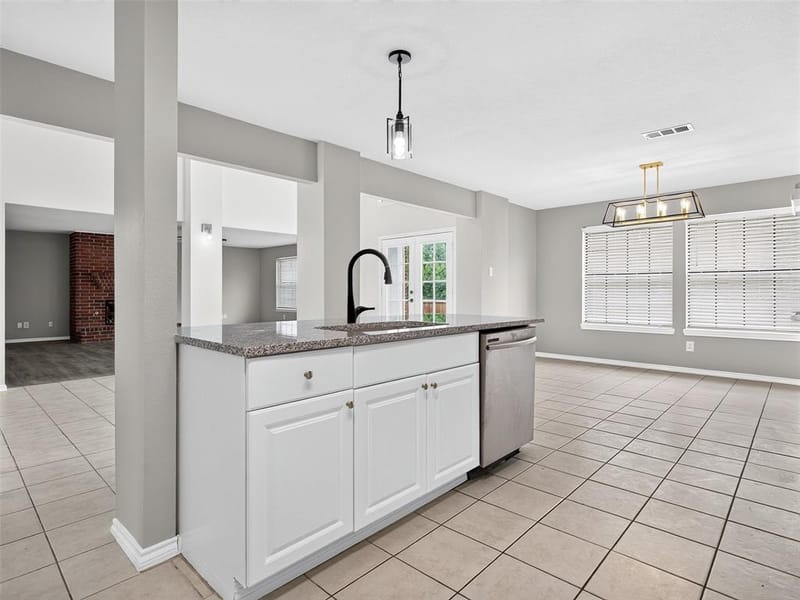 1104 Breezewood Drive, Lewisville TX 75077 - Photo 18