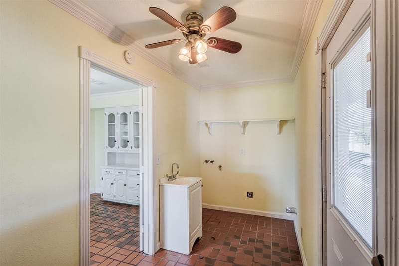 11054 County Road 2464, Poetry TX 75160 - Photo 16