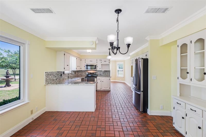 11054 County Road 2464, Poetry TX 75160 - Photo 14