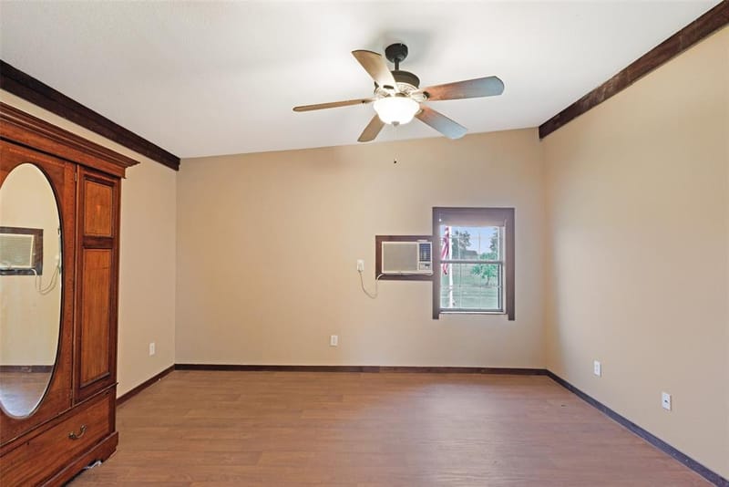 11054 County Road 2464, Poetry TX 75160 - Photo 35
