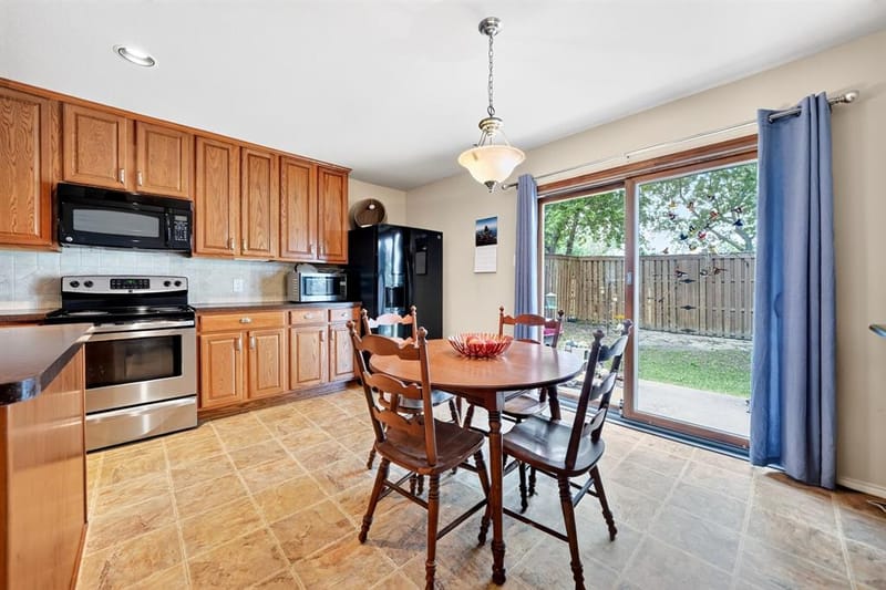1218 Feather Crest Drive, Krum TX 76249 - Photo 10