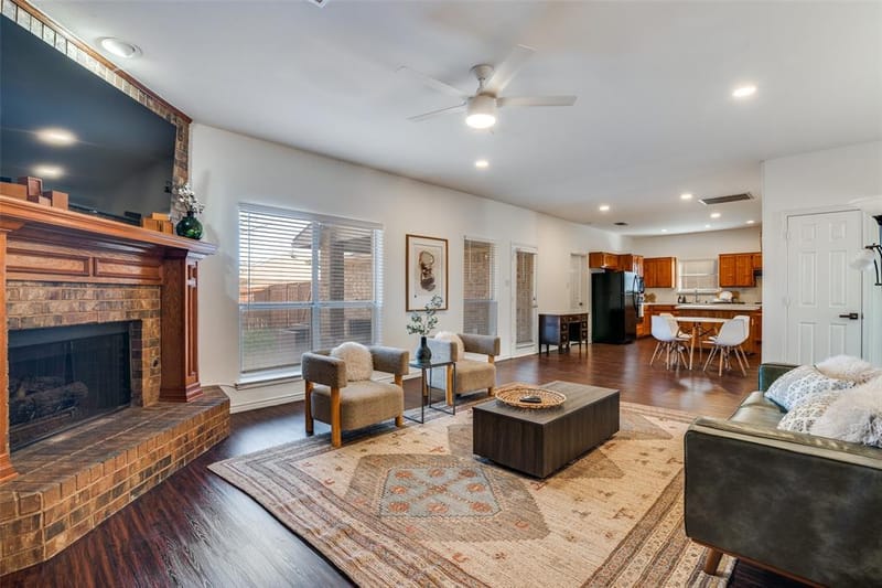6814 Silver Lake Drive, Rowlett TX 75089 - Photo 9