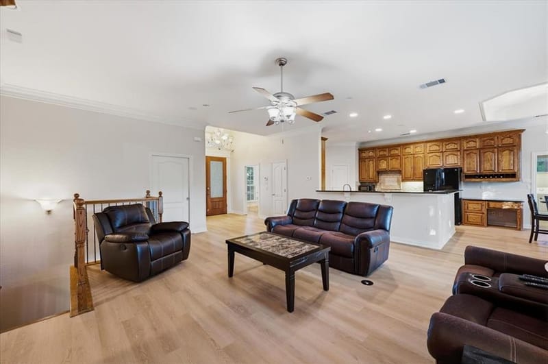 2643 Creekwood Drive, Cedar Hill TX 75104 - Photo 9
