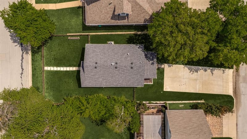 612 E Wall Street, Grapevine TX 76051 - Photo 2