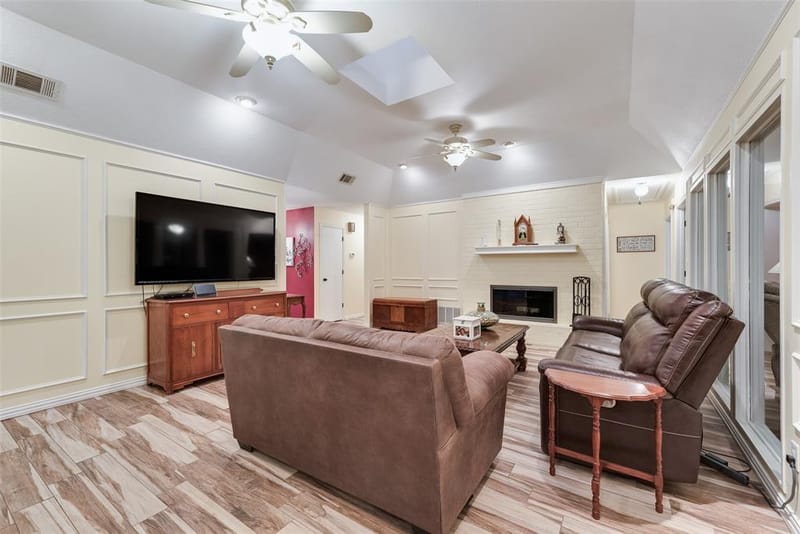 800 Brownfield Drive, Mesquite TX 75150 - Photo 11