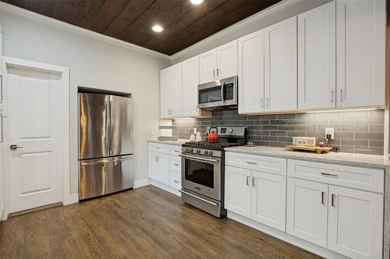 526 S Edgefield Avenue, Dallas TX 75208 - Photo 14