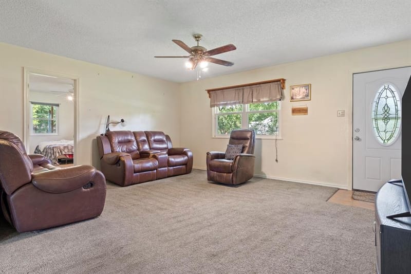 1282 Rs County Road 3325, Emory TX 75440 - Photo 13