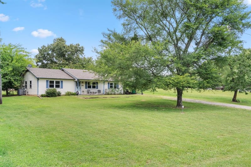 1282 Rs County Road 3325, Emory TX 75440 - Photo 3