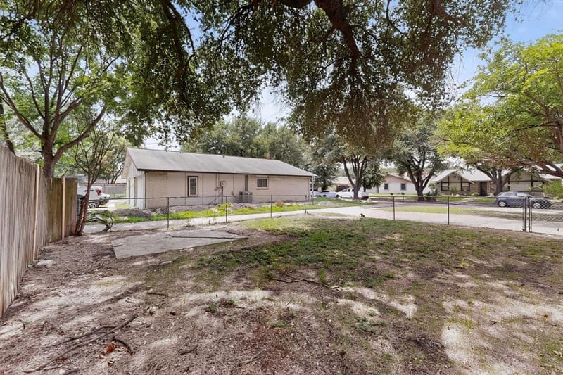 433 Solitude Drive, Garland TX 75043 - Photo 38