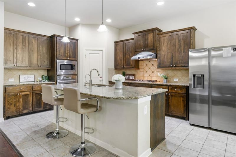 220 Sir Brine Drive, Lewisville TX 75056 - Photo 9