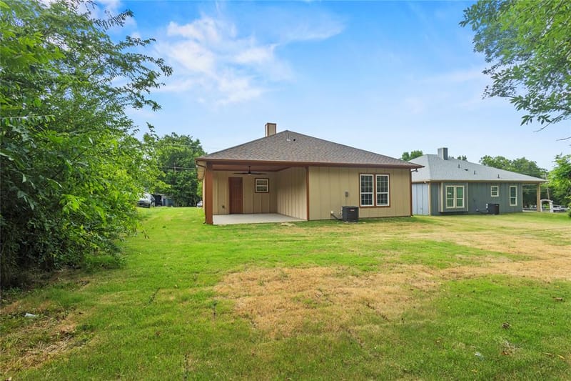 403 S 4th Street, Bonham TX 75418 - Photo 20