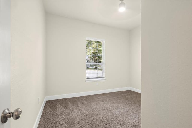613 S 5th Street, Bonham TX 75418 - Photo 10