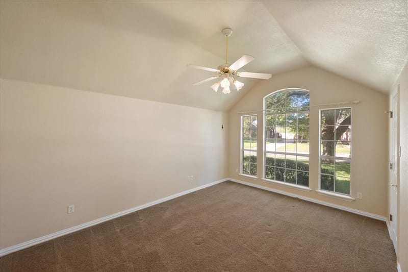 8904 Thornway Drive, North Richland Hills TX 76182 - Photo 20