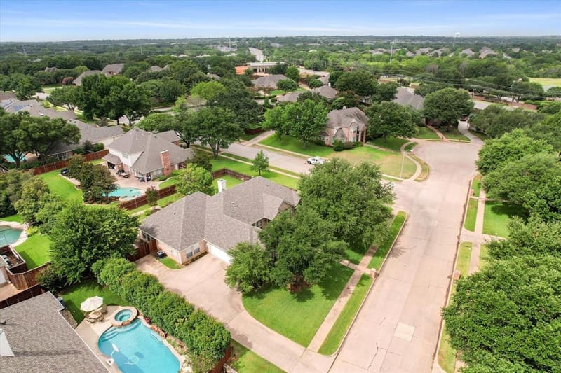 8904 Thornway Drive, North Richland Hills TX 76182 - Photo 30