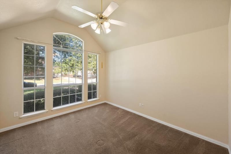8904 Thornway Drive, North Richland Hills TX 76182 - Photo 19