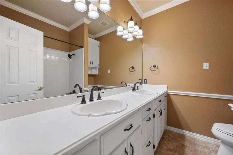 8904 Thornway Drive, North Richland Hills TX 76182 - Photo 21