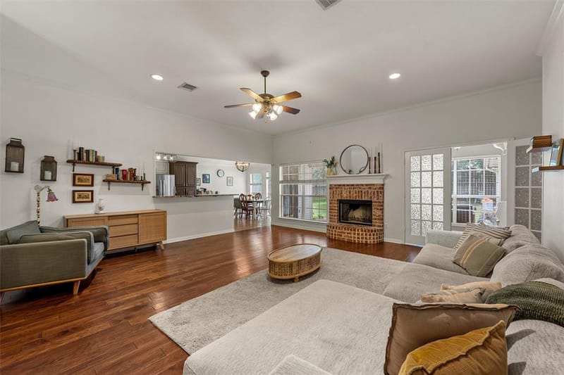 1112 Regina Drive, Hewitt TX 76643 - Photo 3