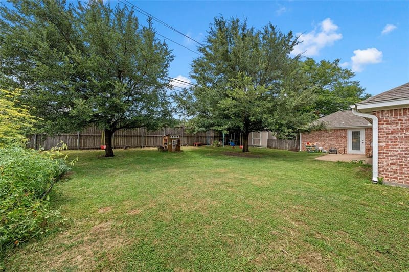 1112 Regina Drive, Hewitt TX 76643 - Photo 18