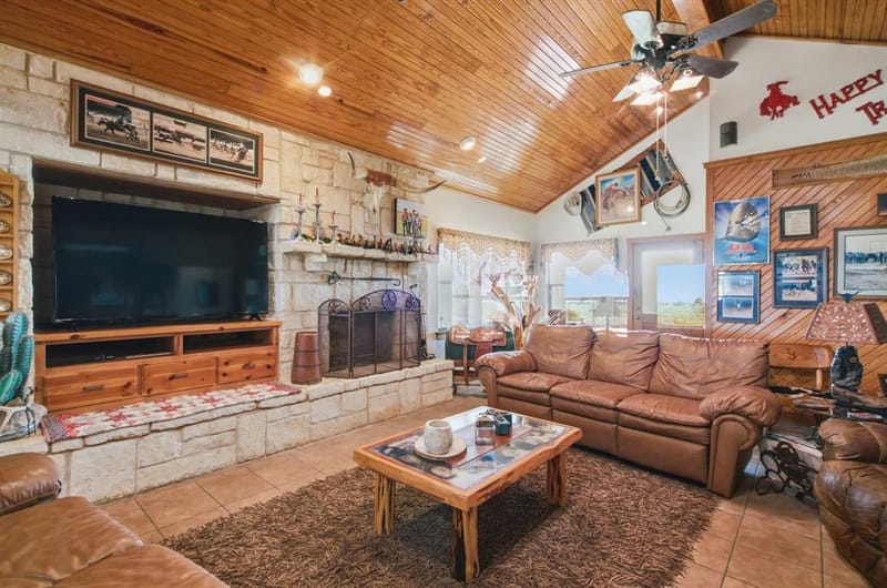 1590 Lawlis Lane, Sanger TX 76266 - Photo 7