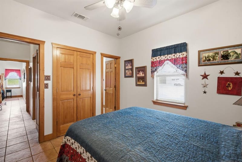 1590 Lawlis Lane, Sanger TX 76266 - Photo 20