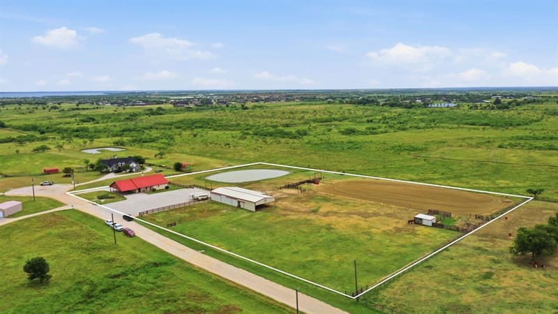 1590 Lawlis Lane, Sanger TX 76266 - Photo 34