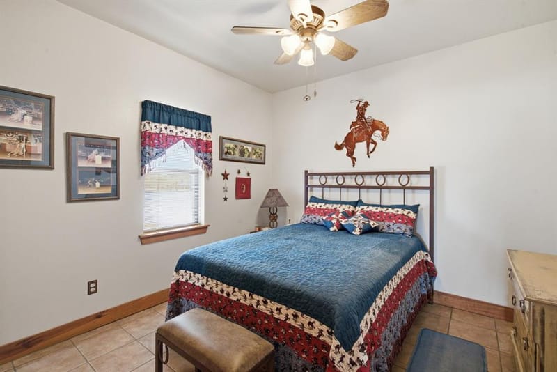 1590 Lawlis Lane, Sanger TX 76266 - Photo 19