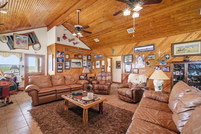 1590 Lawlis Lane, Sanger TX 76266 - Photo 8