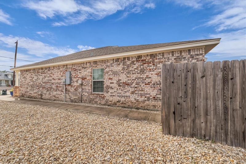 691 Park Street, McGregor TX 76657 - Photo 26