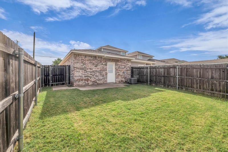 691 Park Street, McGregor TX 76657 - Photo 22