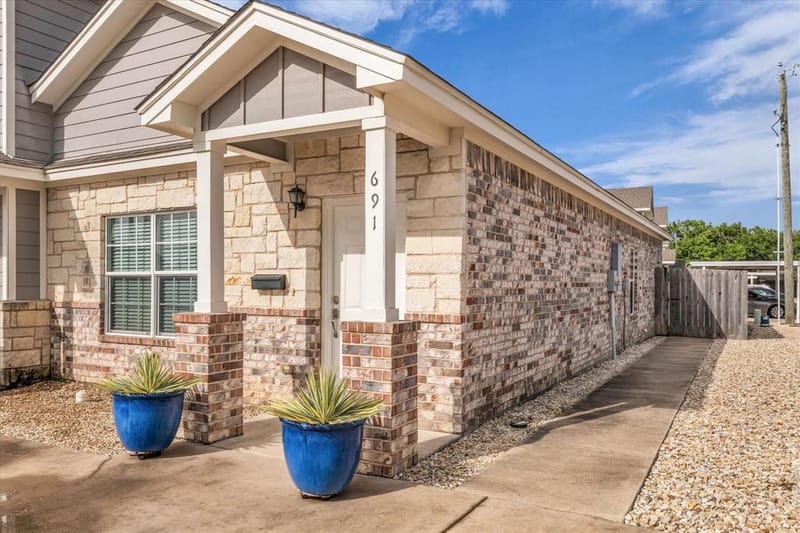 691 Park Street, McGregor TX 76657 - Photo 25