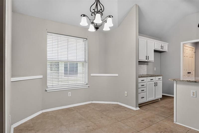 508 Kempson Court, Saginaw TX 76179 - Photo 10