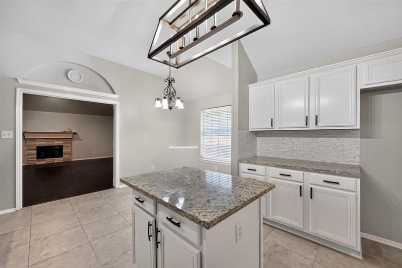508 Kempson Court, Saginaw TX 76179 - Photo 8