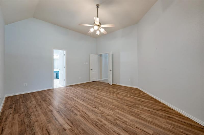 4582 ROCK CREEK Lane, Frisco TX 75034 - Photo 9