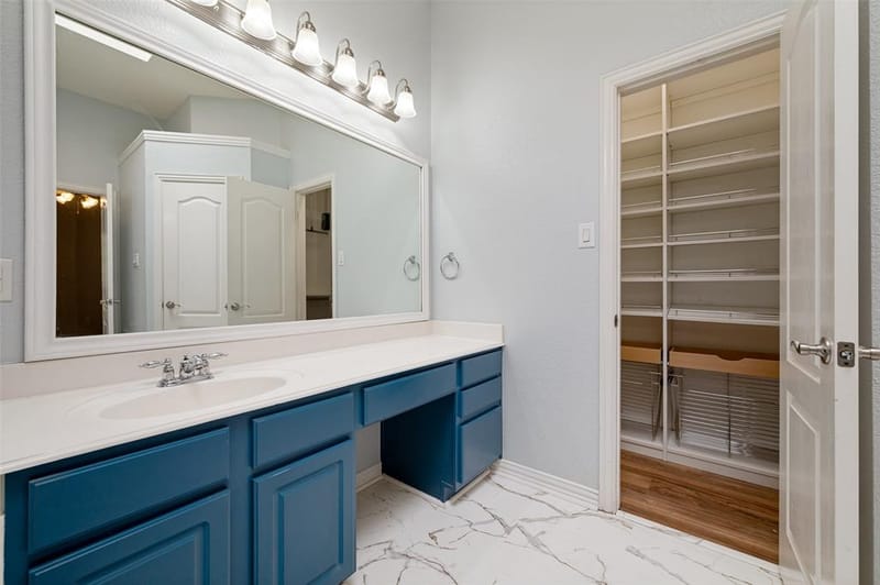 4582 ROCK CREEK Lane, Frisco TX 75034 - Photo 11