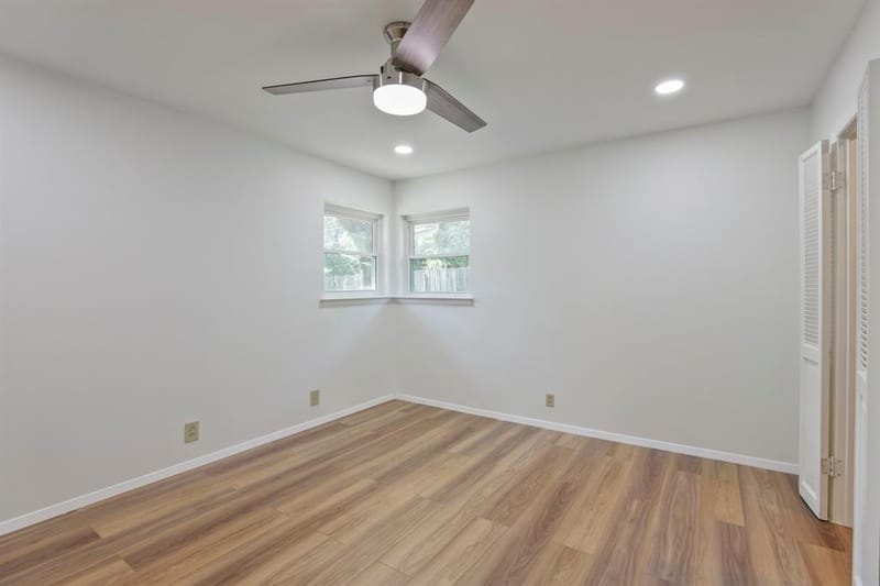 624 Hillview Drive, Hurst TX 76054 - Photo 19