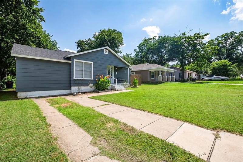 3624 Hardeman Street, Fort Worth TX 76119 - Photo 2
