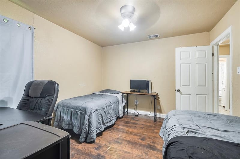 3624 Hardeman Street, Fort Worth TX 76119 - Photo 20