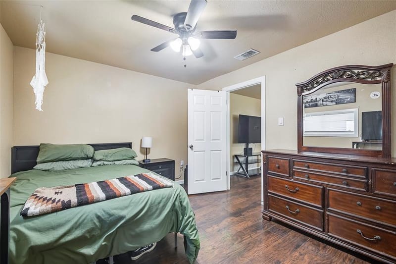 3624 Hardeman Street, Fort Worth TX 76119 - Photo 18