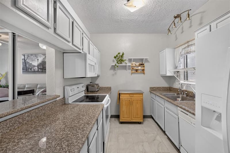5550 Spring Valley Road # G24, Dallas TX 75254 - Photo 10