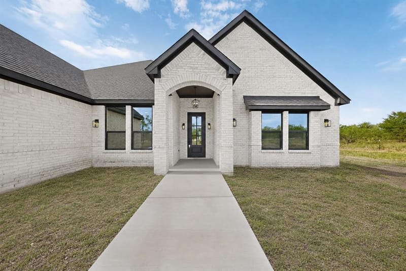205 COOL SPRINGS CIRCLE, Corsicana TX 75110 - Photo 3