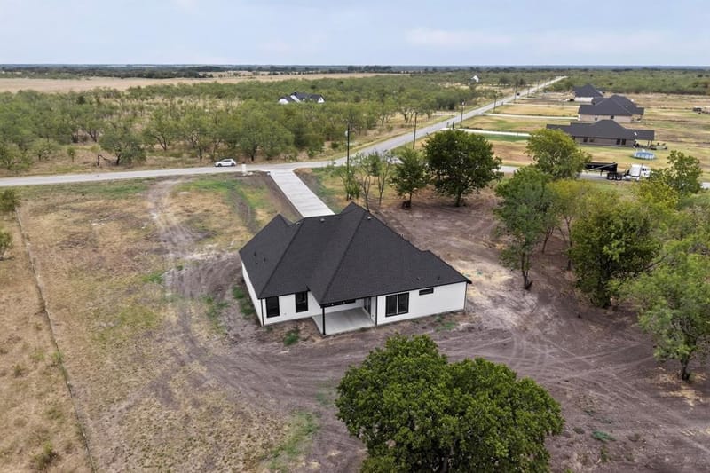 205 COOL SPRINGS CIRCLE, Corsicana TX 75110 - Photo 40