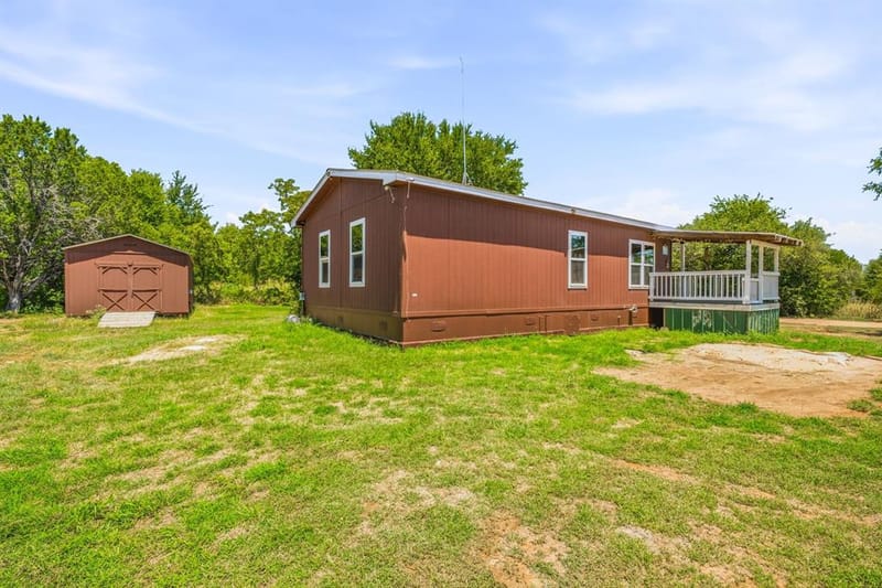 570 Armadillo Court, Granbury TX 76049 - Photo 23
