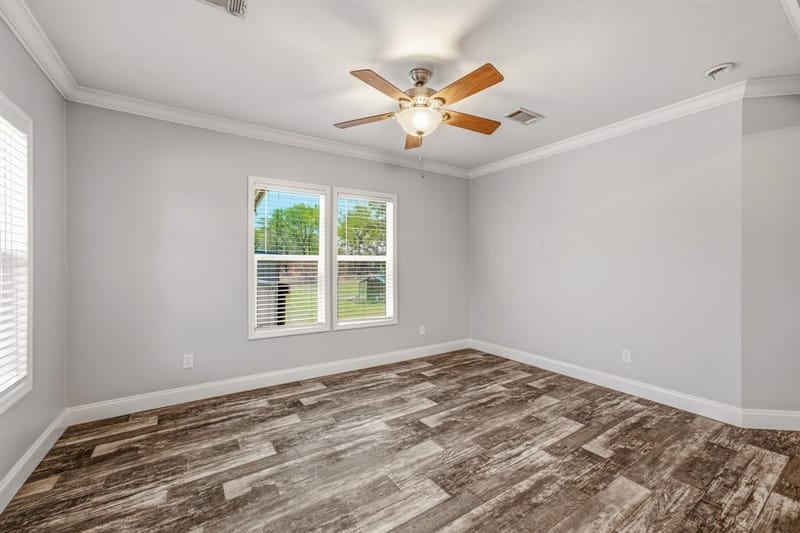 570 Armadillo Court, Granbury TX 76049 - Photo 11