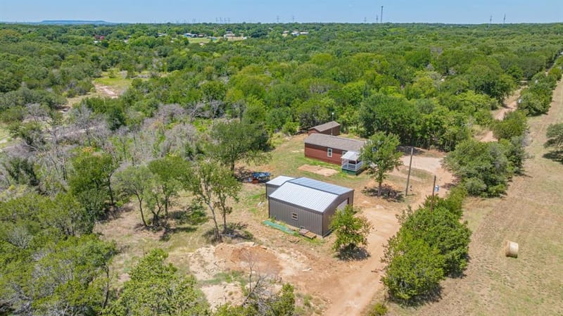 570 Armadillo Court, Granbury TX 76049 - Photo 31